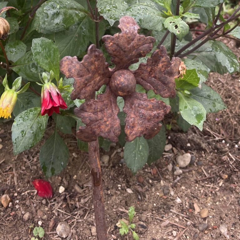 5061098720343 1 Floral Garden Stake Ornament Flower 2.jpg